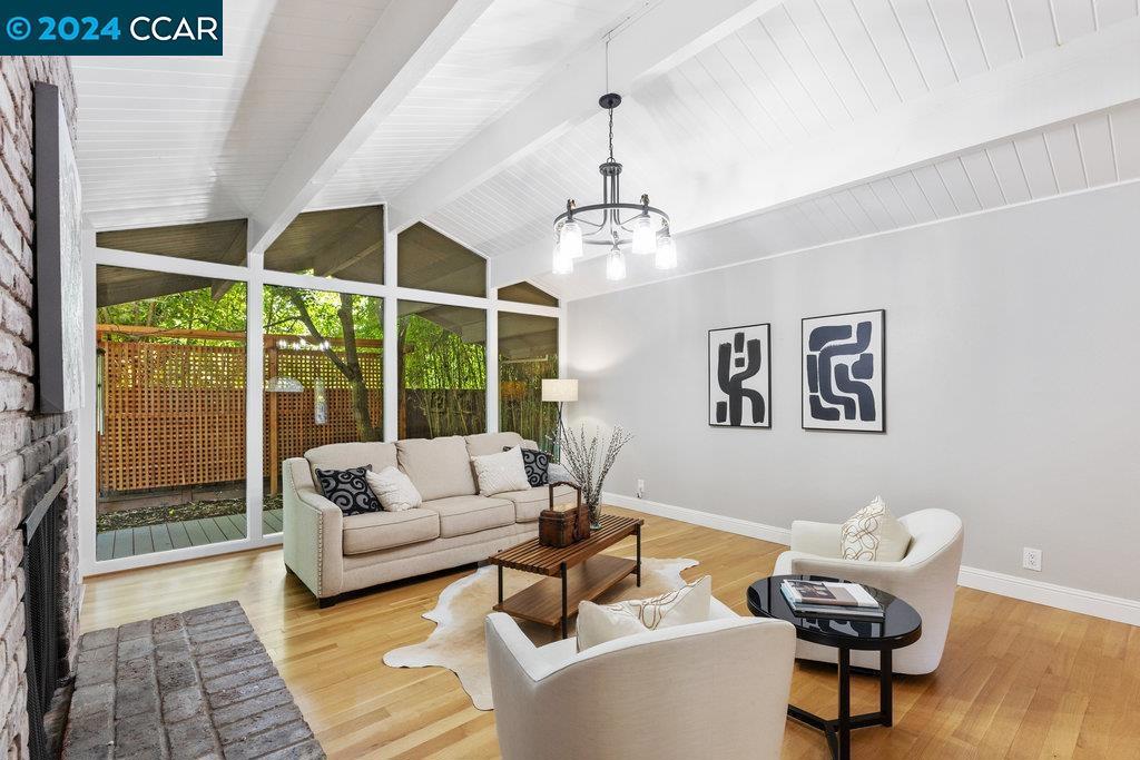 WESTSIDE DANVILL - Residential