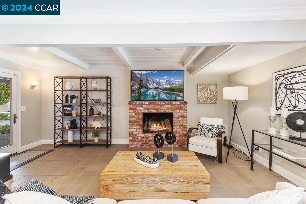 WESTSIDE DANVILL - Residential