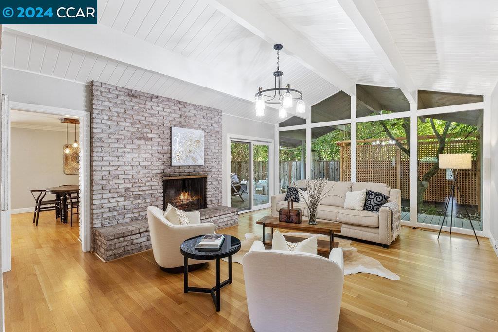 WESTSIDE DANVILL - Residential