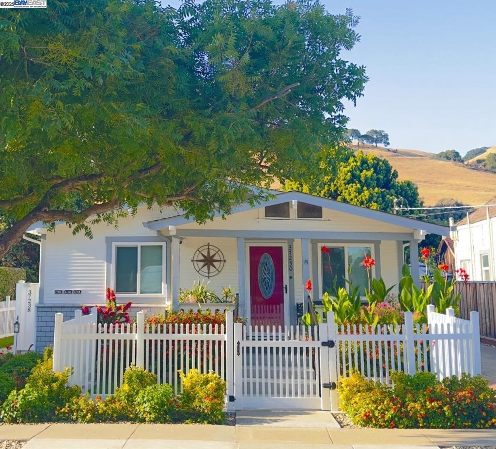 Nestled in the heart of Fremont’s historical Niles District where the golden era of silent films began! Don't miss your opportunity to own a one-of-a-kind triplex property! THREE HOMES on one lot. Each home has its own address, PG&E meter, garage & laundry. Whether you're looking for investment, multi-generational living, or rental income to offset your mortgage, this property offers flexibility, location & historical charm in equal measure! Each home has been beautifully renovated with the main home gorgeously showcasing Niles antique design! YOU MUST SEE to appreciate: photos do not capture the quality craftsmanship and stunning design! Located just steps away from Niles Elementary School and the bustling "Main Street" with weekly Farmer's Market, restaurants, antique shops & ongoing festivities. Enjoy breathtaking views as you stroll the Niles Community Park with tennis courts, playground, paved pathways, and breathtaking Fall colors - just a few minutes walk away! Act fast! THREE stunning homes priced for the cost of two with perfect location in downtown Niles District. Bring your extended family! This won’t last!