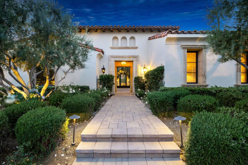 The Hideaway - Residential