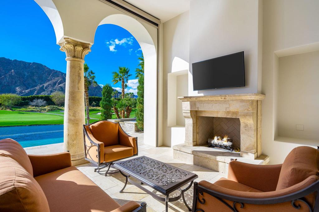 The Hideaway - Residential