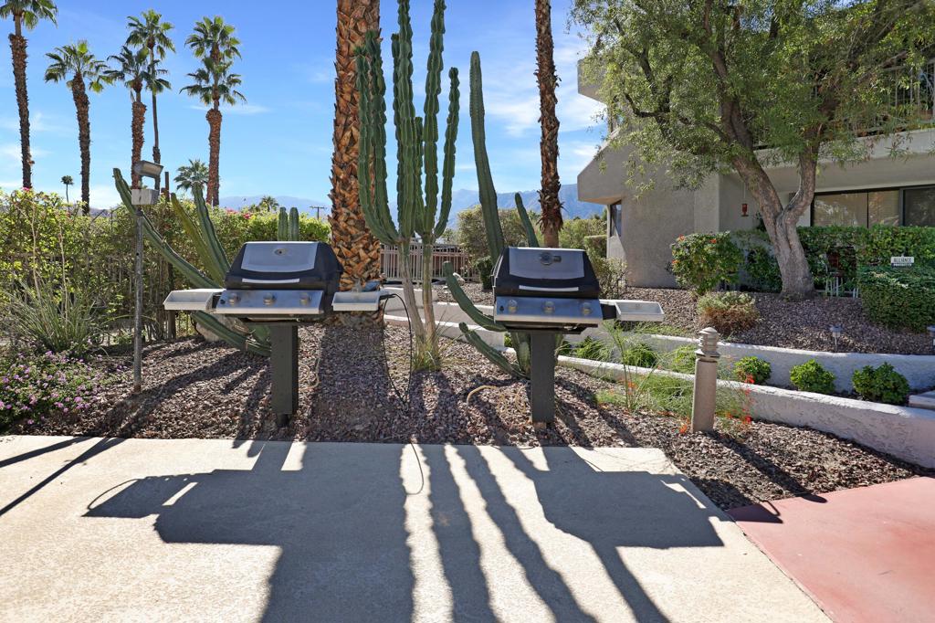 Palm Villas - Residential