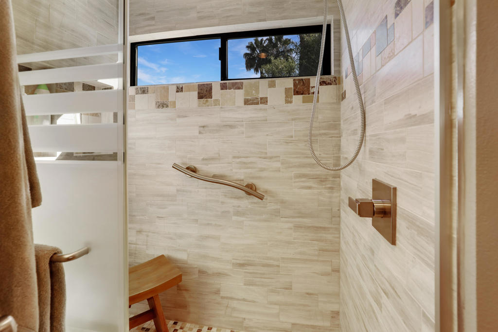 Palm Villas - Residential