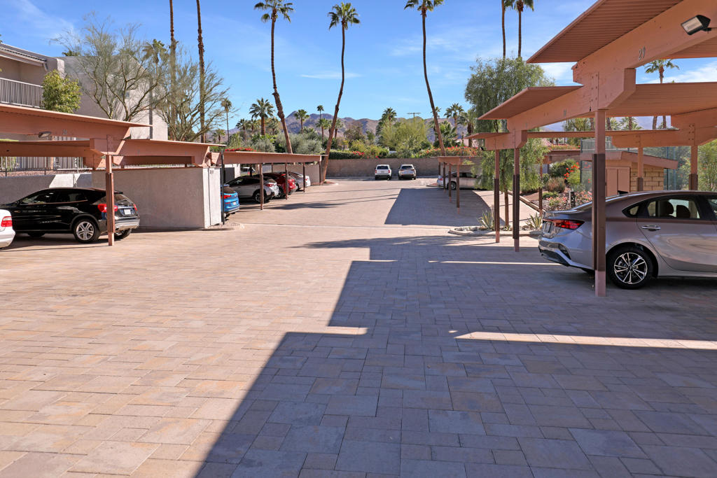 Palm Villas - Residential