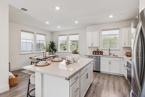 28957 28957 Ashwell Ave Hayward CA 94544