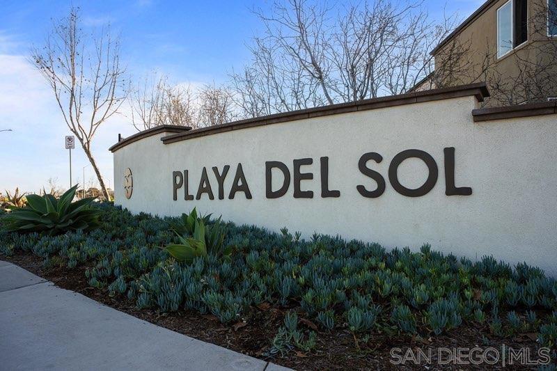 5235 Beachfront Cove #102