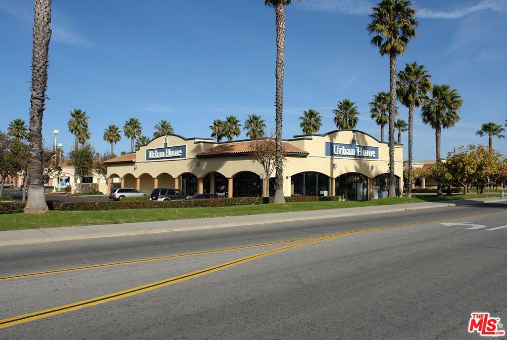 2801 Paseo Mercado