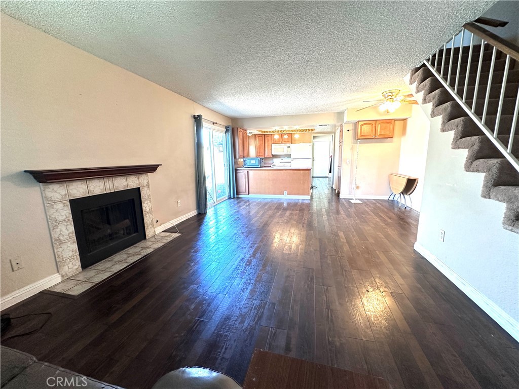 586 Diamond Court