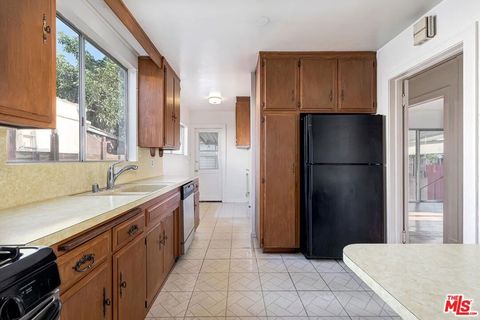 Tiny photo for 3018 Ingledale Terrace, Los Angeles, CA 90039 (MLS # 25613833)