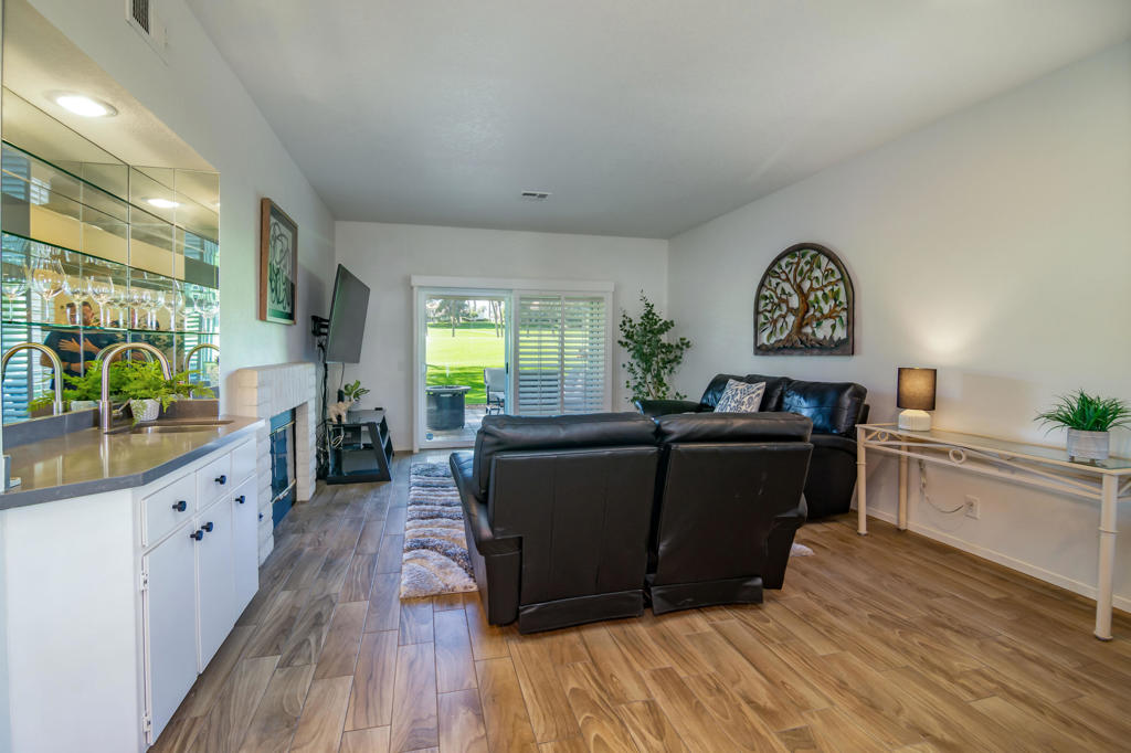 Desert Falls C.C. - Residential