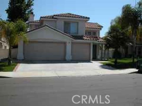 Photo of 25 Pemberly, Mission Viejo, CA 92692 (MLS # OC26101846)