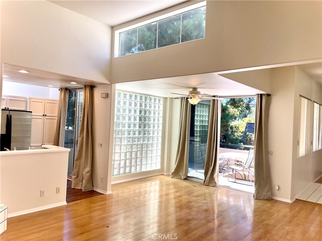 363 Cleo Street