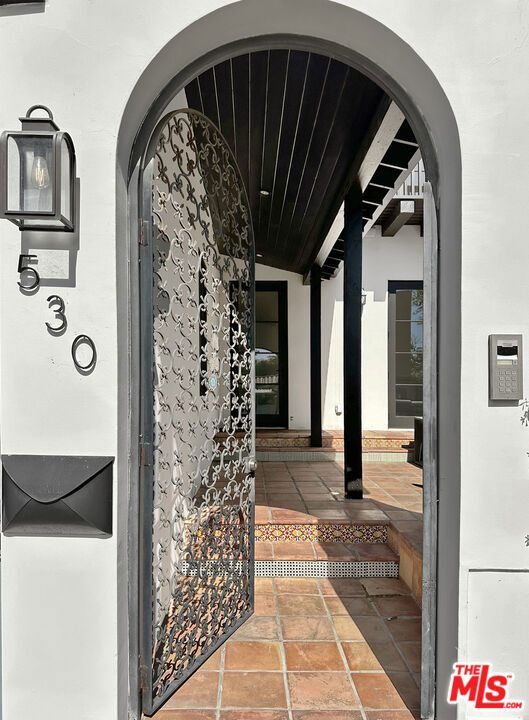 530 N Alta Vista Boulevard