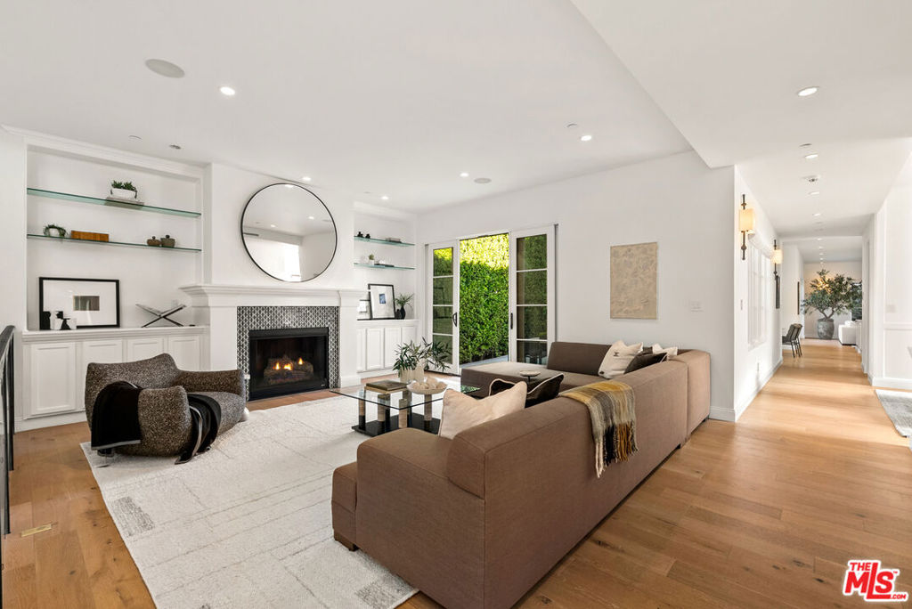 530 N Alta Vista Boulevard