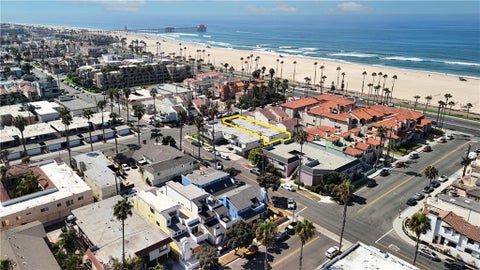 Photo of 119 14th Street, Huntington Beach, CA 92648 (MLS # PW26188977)