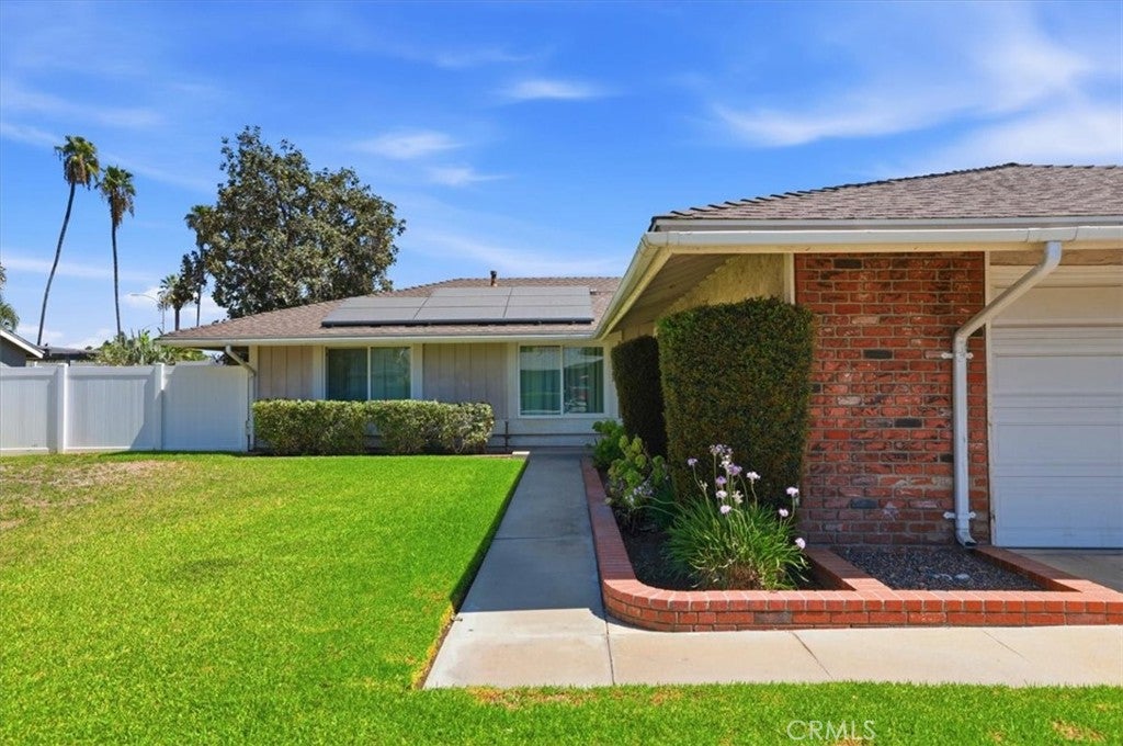 Properties 2 2877 Sulky Court