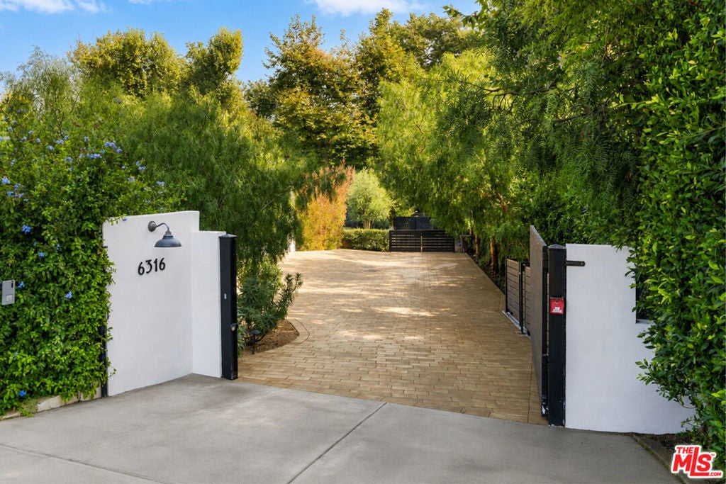 6316 Busch Drive, Malibu CA 90265