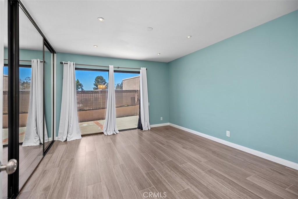 Le Parc (LPC) - Residential Lease