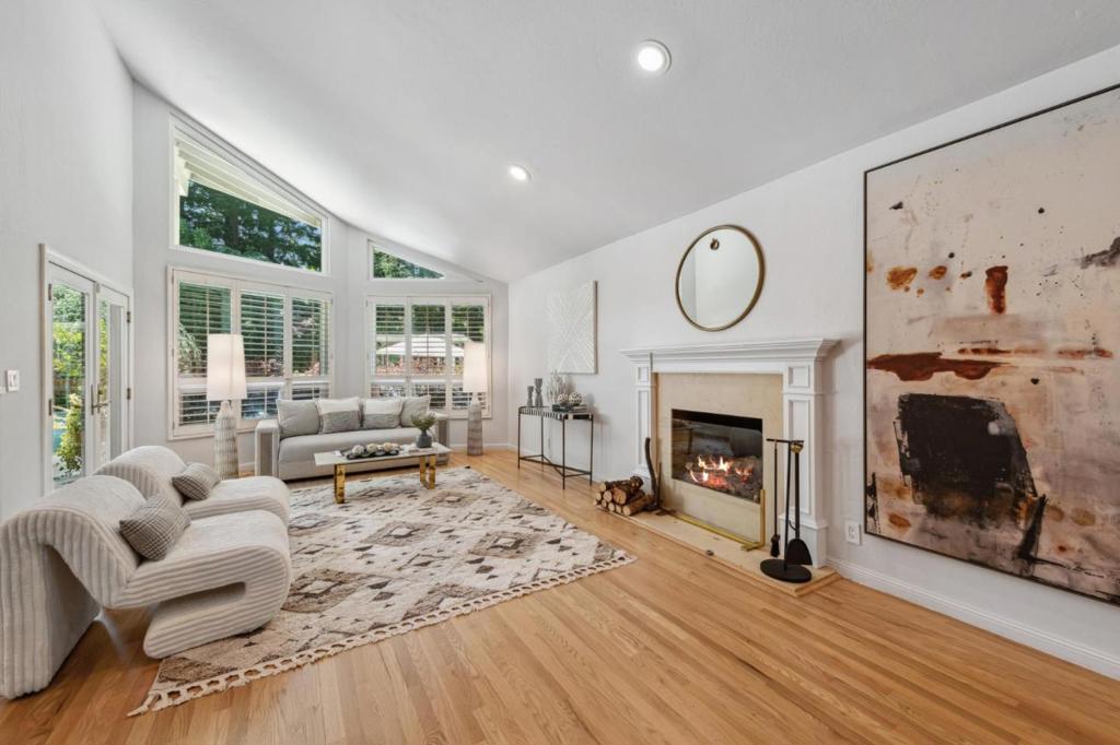 2360 Holly Oak Drive