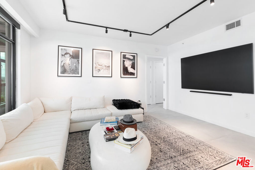 3131 Michelson Drive 1002