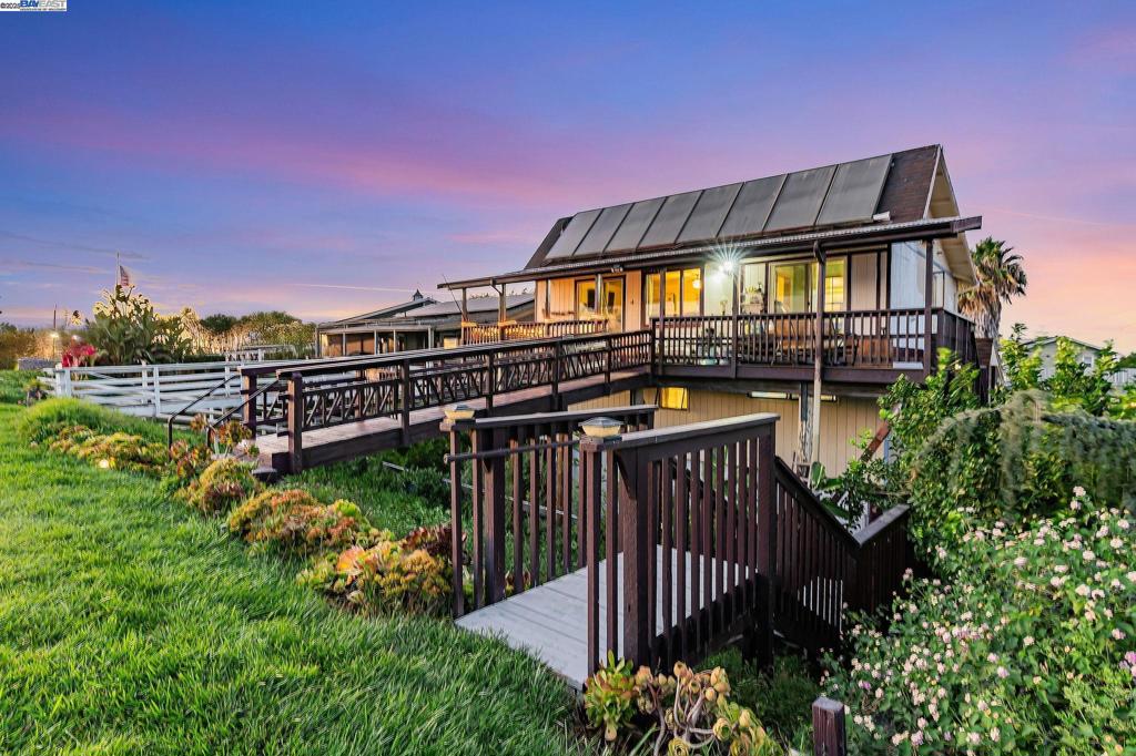 BETHEL ISLAND - Residential