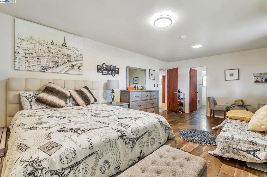 BETHEL ISLAND - Residential