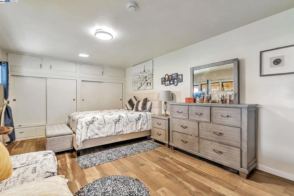 BETHEL ISLAND - Residential