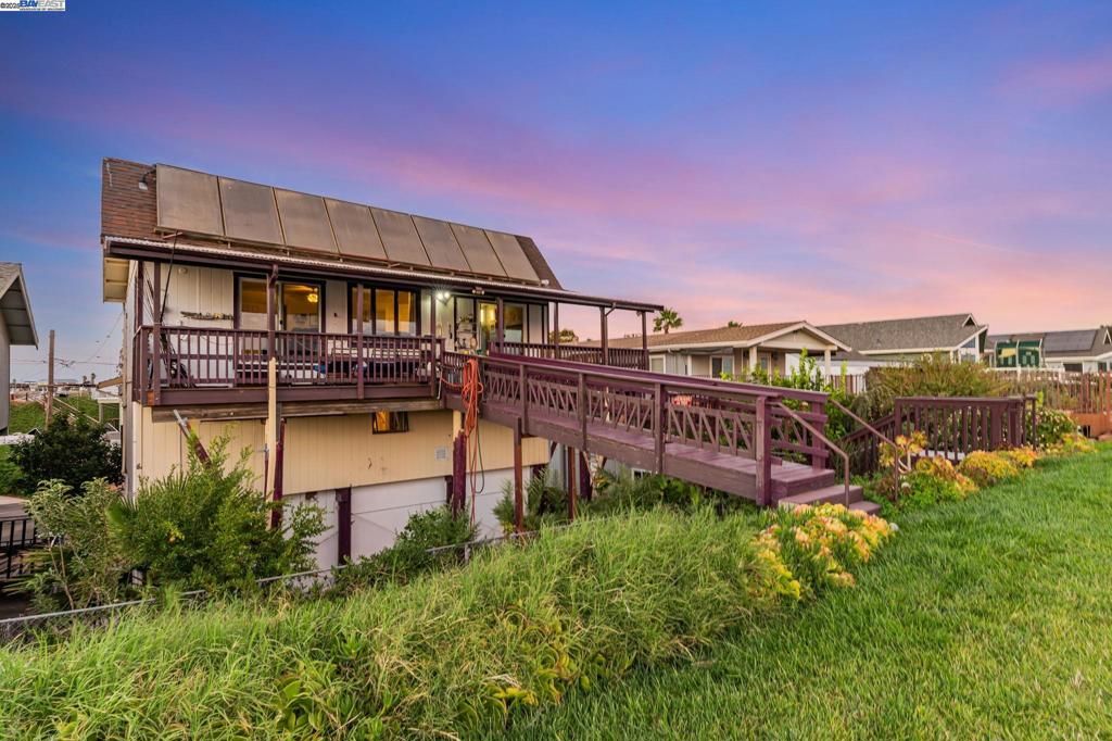 BETHEL ISLAND - Residential