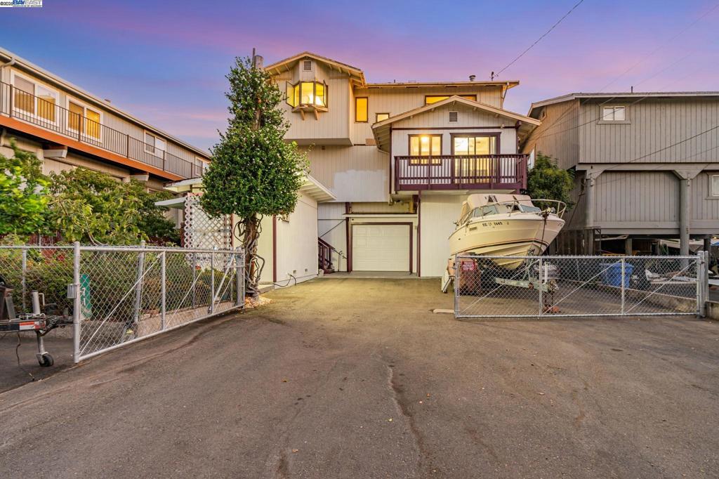 BETHEL ISLAND - Residential