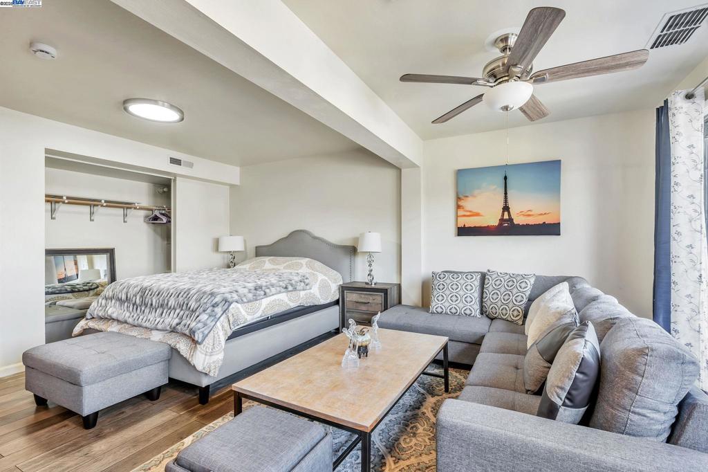 BETHEL ISLAND - Residential