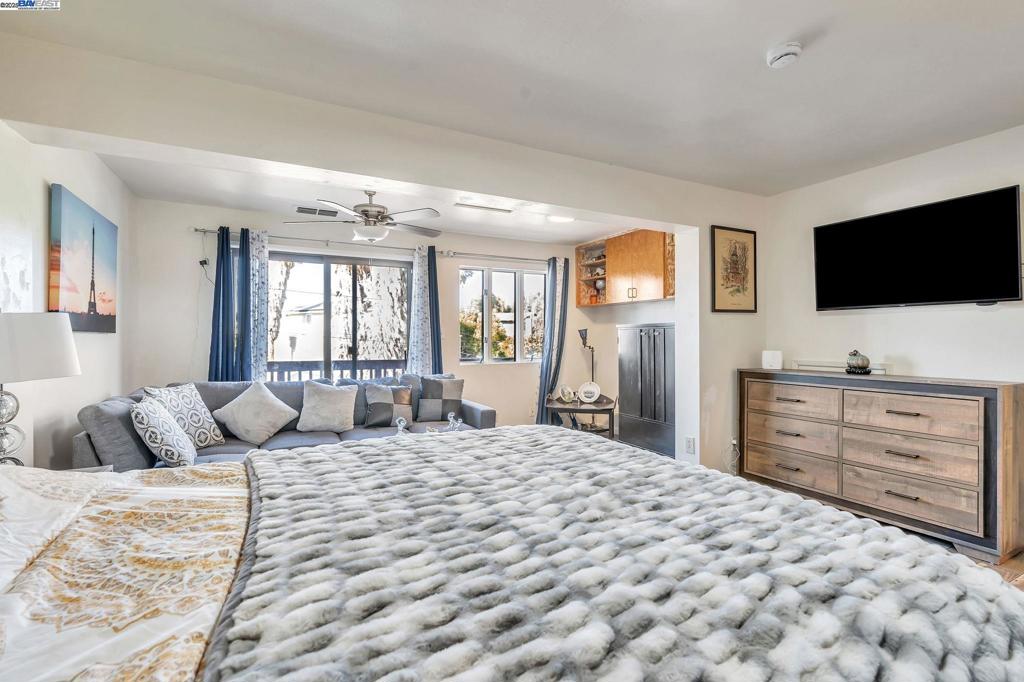 BETHEL ISLAND - Residential