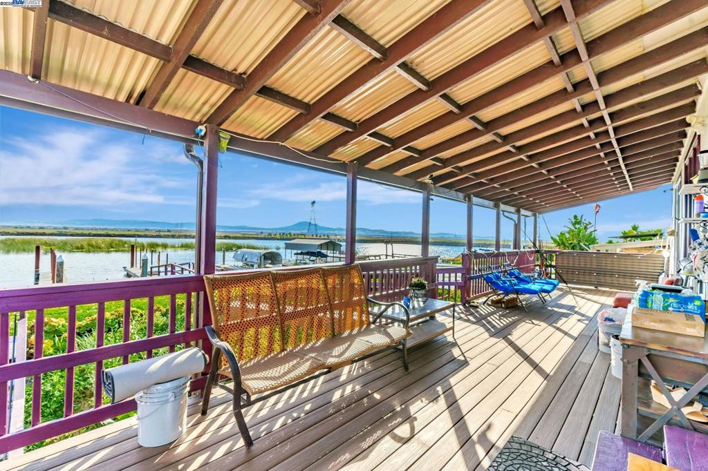 BETHEL ISLAND - Residential