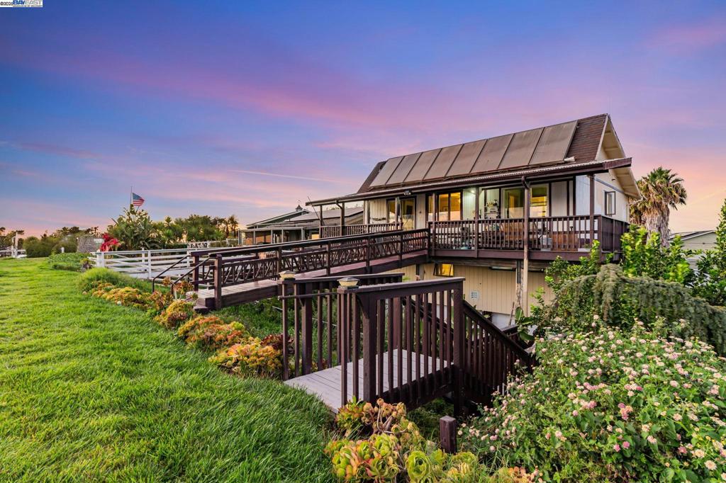 BETHEL ISLAND - Residential