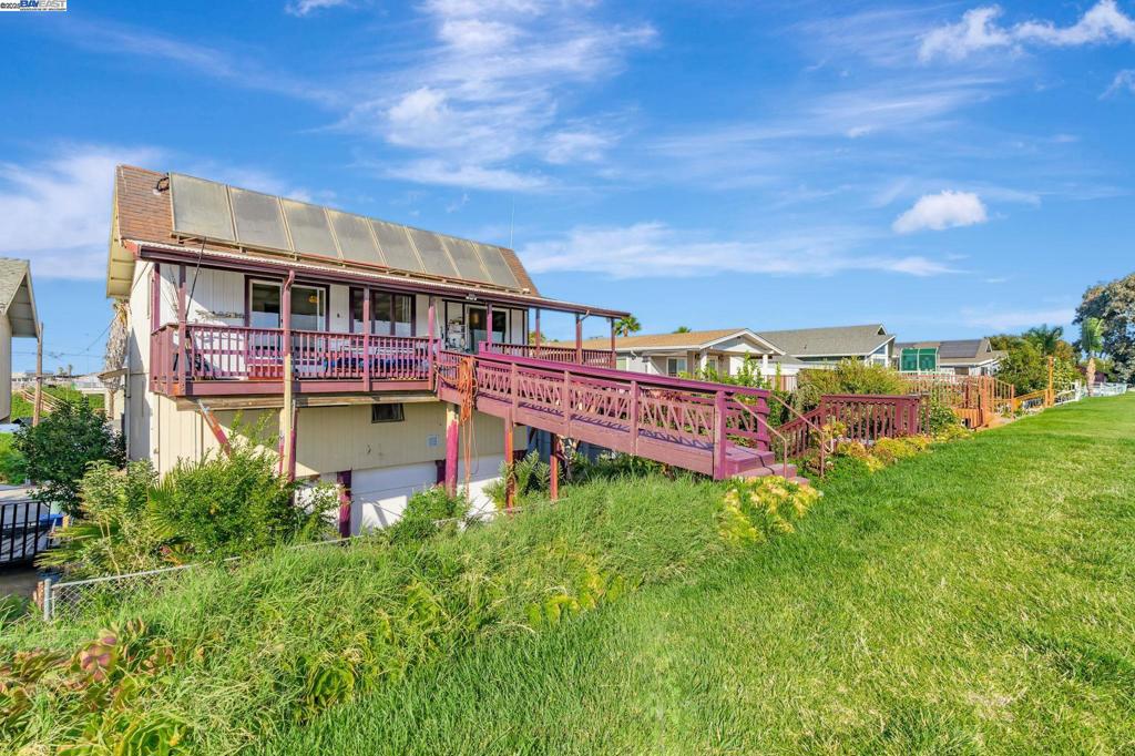 BETHEL ISLAND - Residential