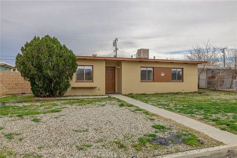 Photo of 1238 W Avenue H15, Lancaster, CA 93534 (MLS # SR26013482)