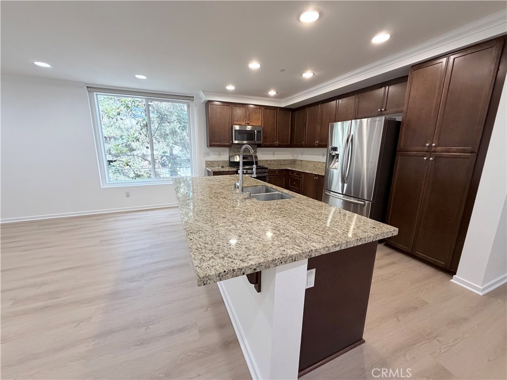 533 Rockefeller