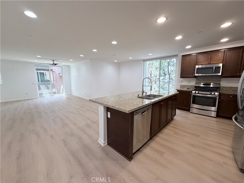 533 Rockefeller