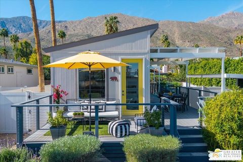 Photo of 144 Pali Drive, Palm Springs, CA 92264 (MLS # 26647023PS)