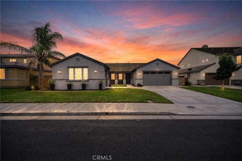 Photo of 14099 Springwater LN, Corona, CA 92880 (MLS # TR26214878)