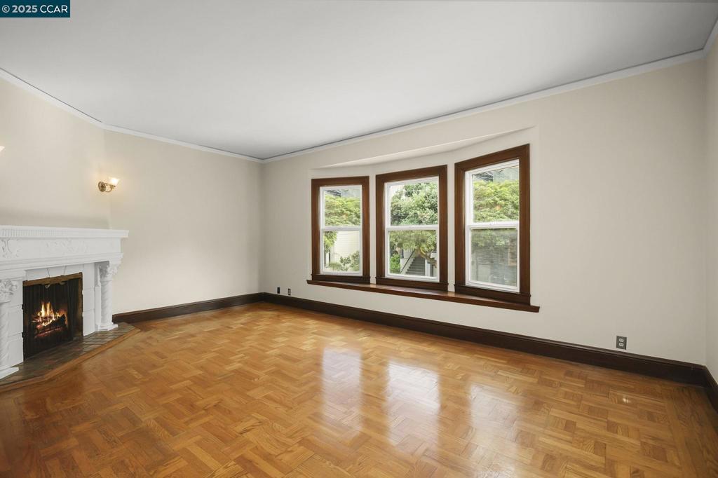 DOLORES - Residential Income