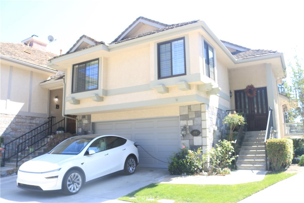 4310 E Terra Vista