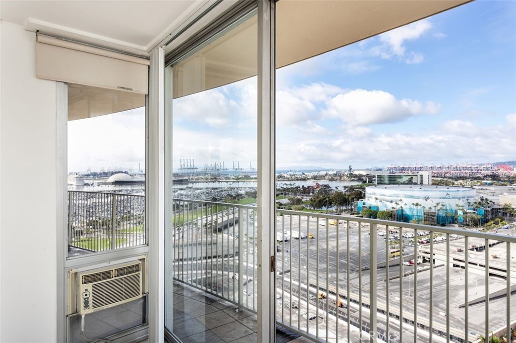 700 E Ocean 2308