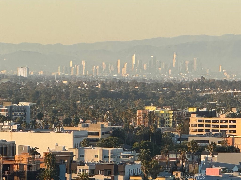 Downtown (DT) - Residential
