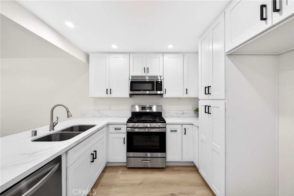 22238 S Vermont