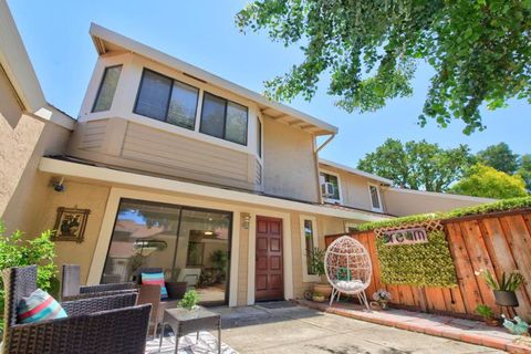 Photo of 7642 Arbor Creek Circle, Dublin, CA 94568 (MLS # ML82052365)