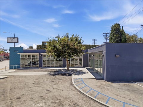 Photo of 11461 W Washington BLVD, Los Angeles, CA 90066 (MLS # SB26130673)