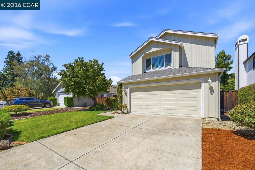 364 Flaming Oak Dr