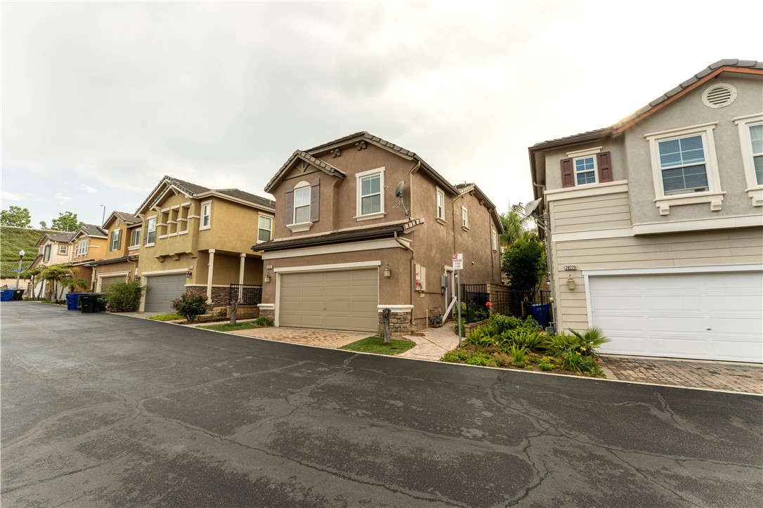 Custom Plum Canyon (CPLUM) - Residential