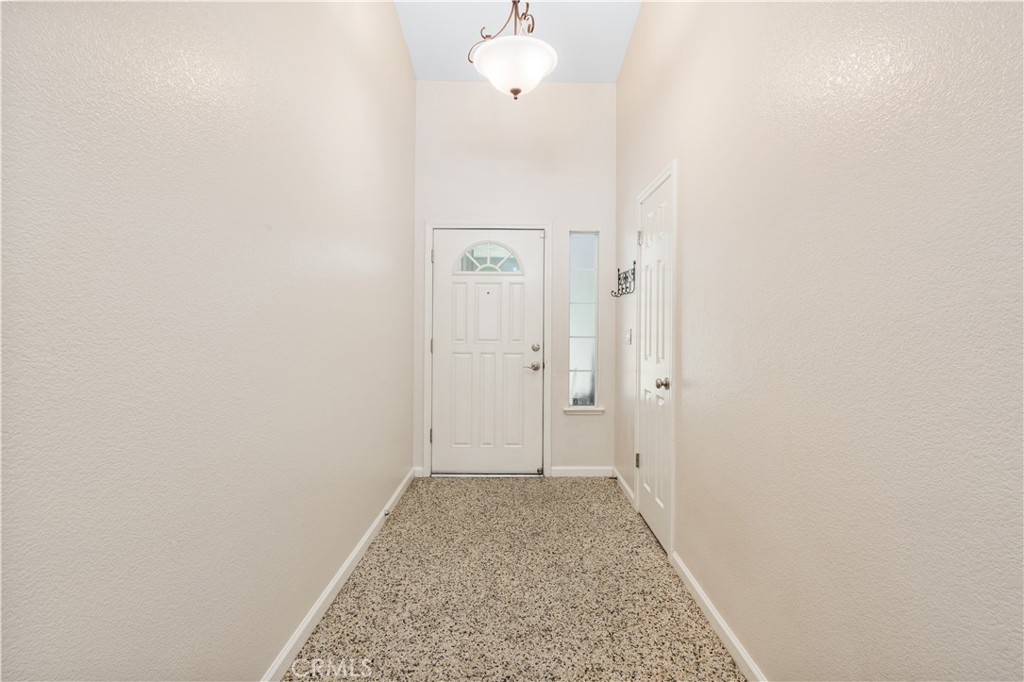 4650 W Chennault Avenue